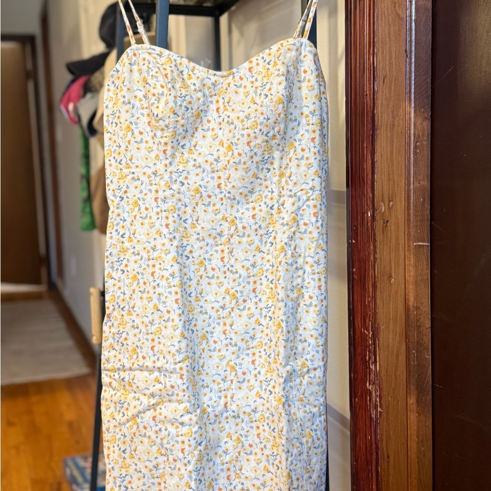 Abercrombie Floral Spaghetti Strap Dress NWT.